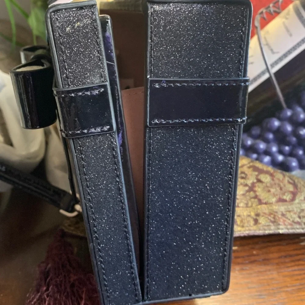 Authentic Kate spade glitter/leather gift box Crossbody/Satchel - Picture 11 of 16